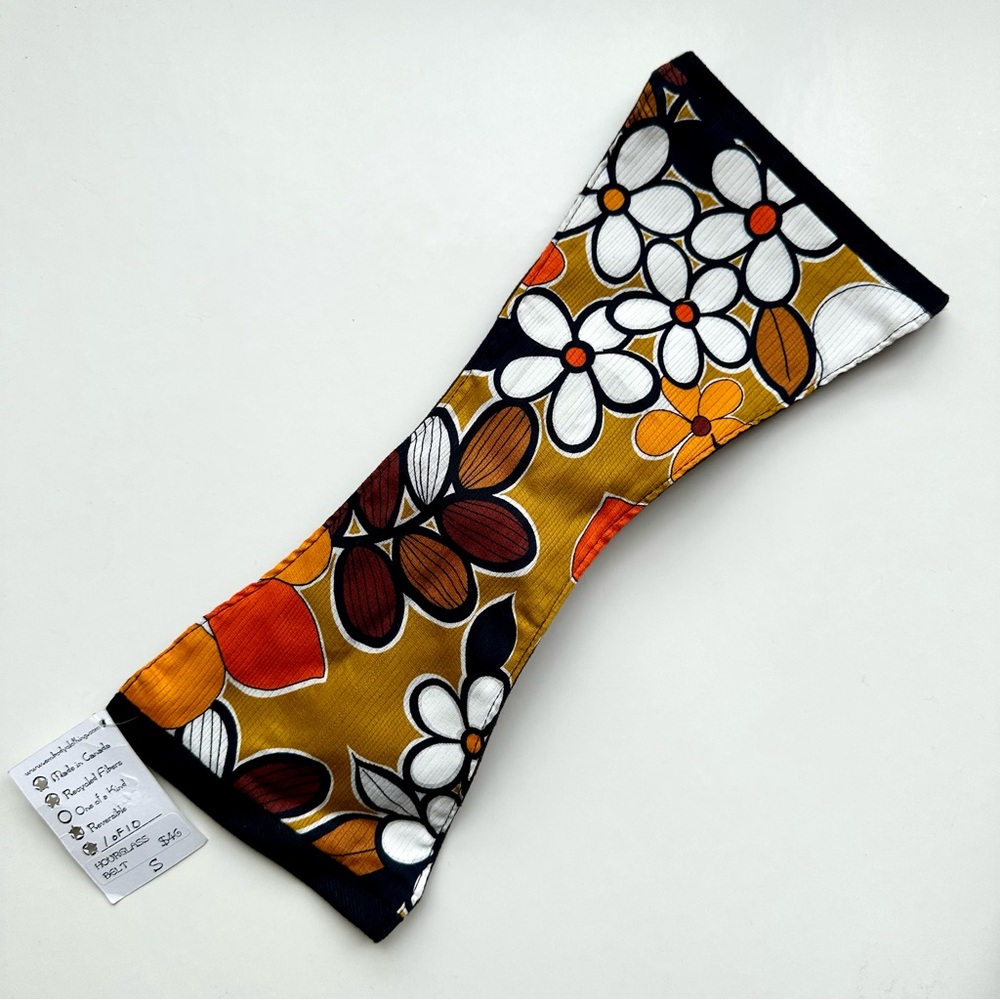 Floral Women's Hourglass Belt Authentic Retro Vintage 60’s Print Fabric
